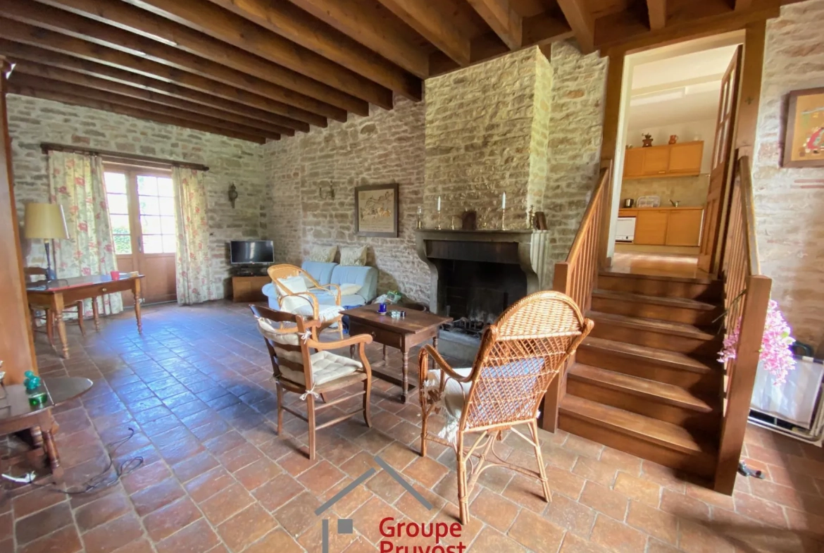 Maison de village à Cluny avec dépendance et jardin - 168 m² 