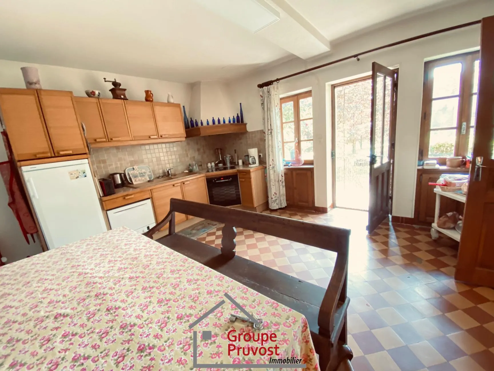 Maison de village à Cluny avec dépendance et jardin - 168 m² 