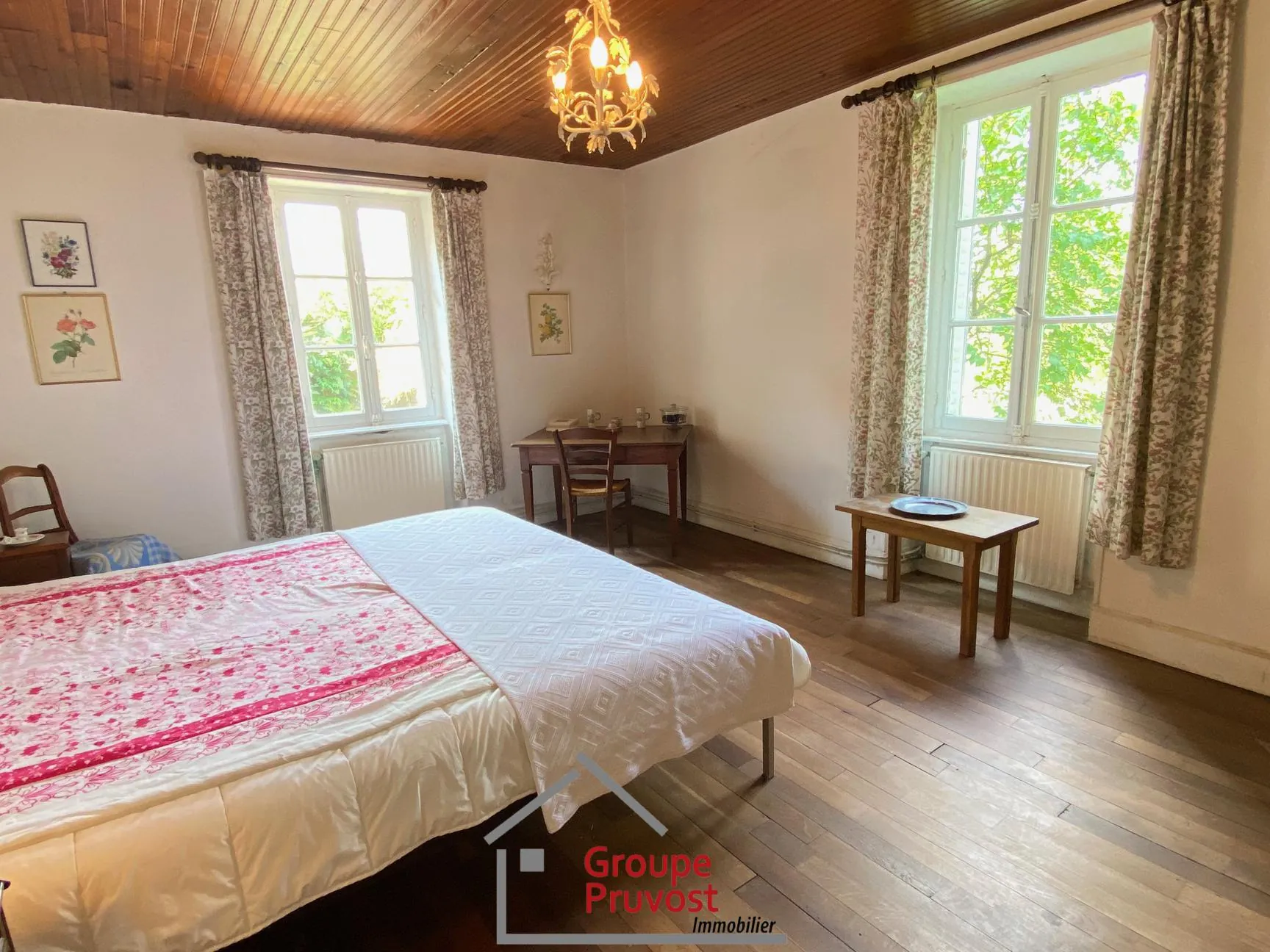 Maison de village à Cluny avec dépendance et jardin - 168 m² 