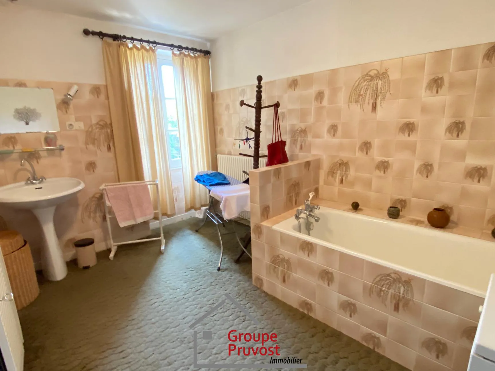 Maison de village à Cluny avec dépendance et jardin - 168 m² 