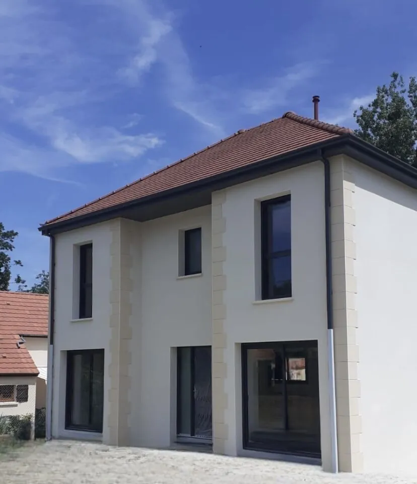 Maison neuve certifiée RE2020 avec 4 chambres à Auneuil proche Beauvais 