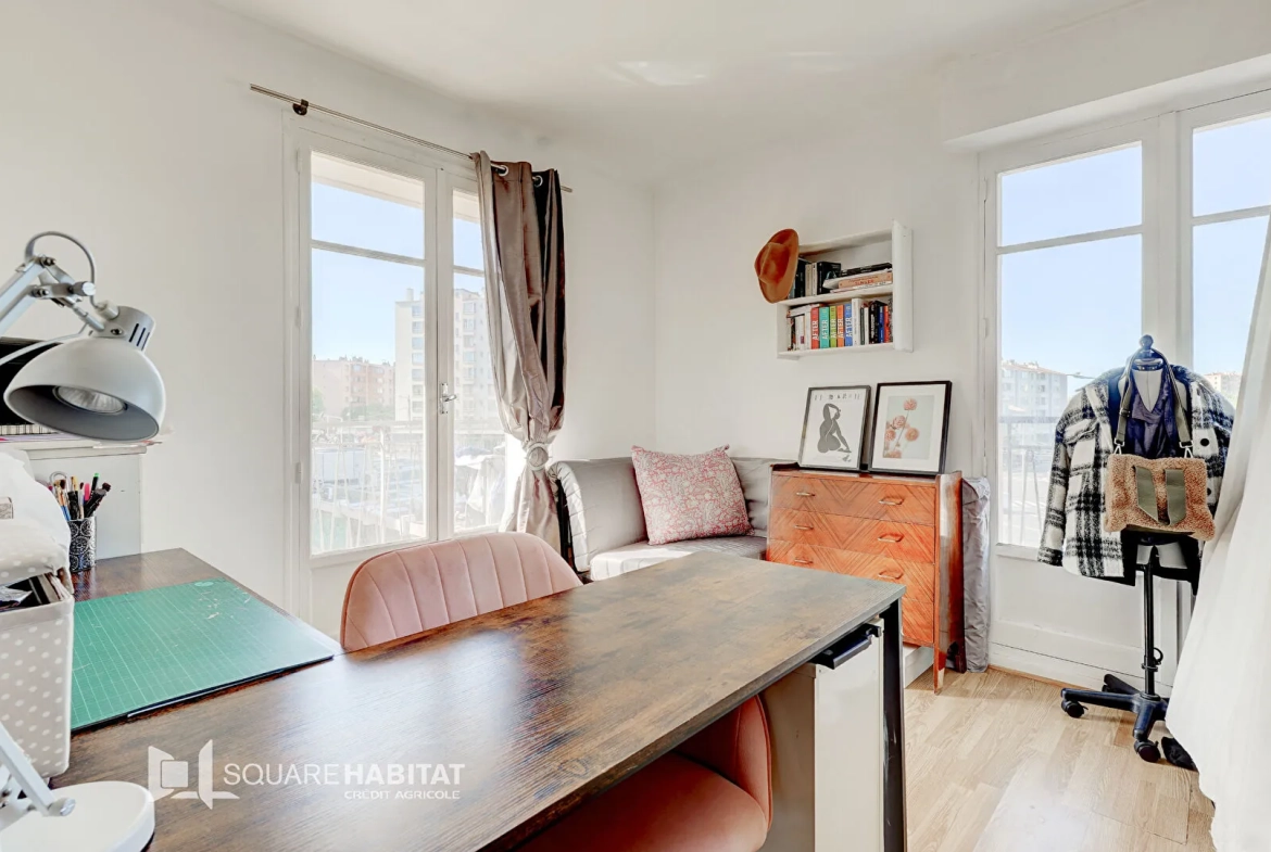 Appartement 3 pièces lumineux avec terrasse au Parc Dromel Marseille 