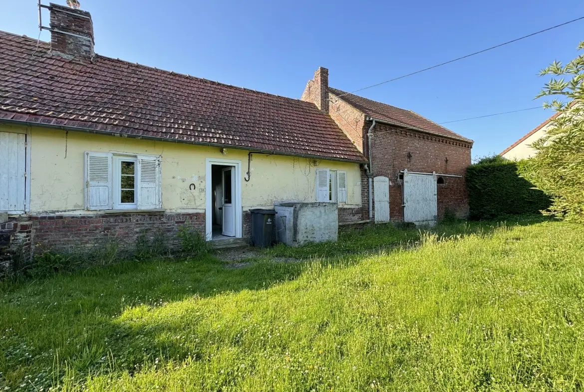 Maison de village à rénover à Erches près de Roye - Projet à remettre au goût du jour 