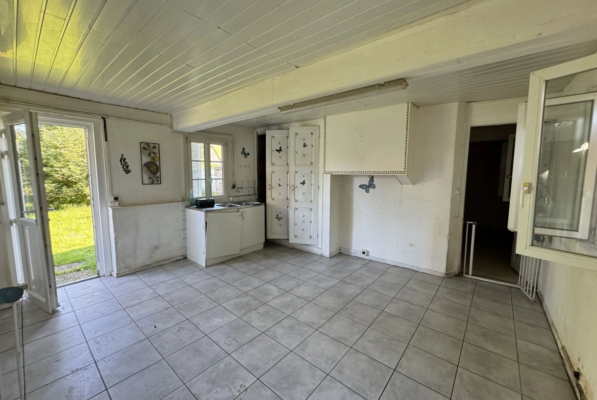 Maison de village à rénover à Erches près de Roye - Projet à remettre au goût du jour 