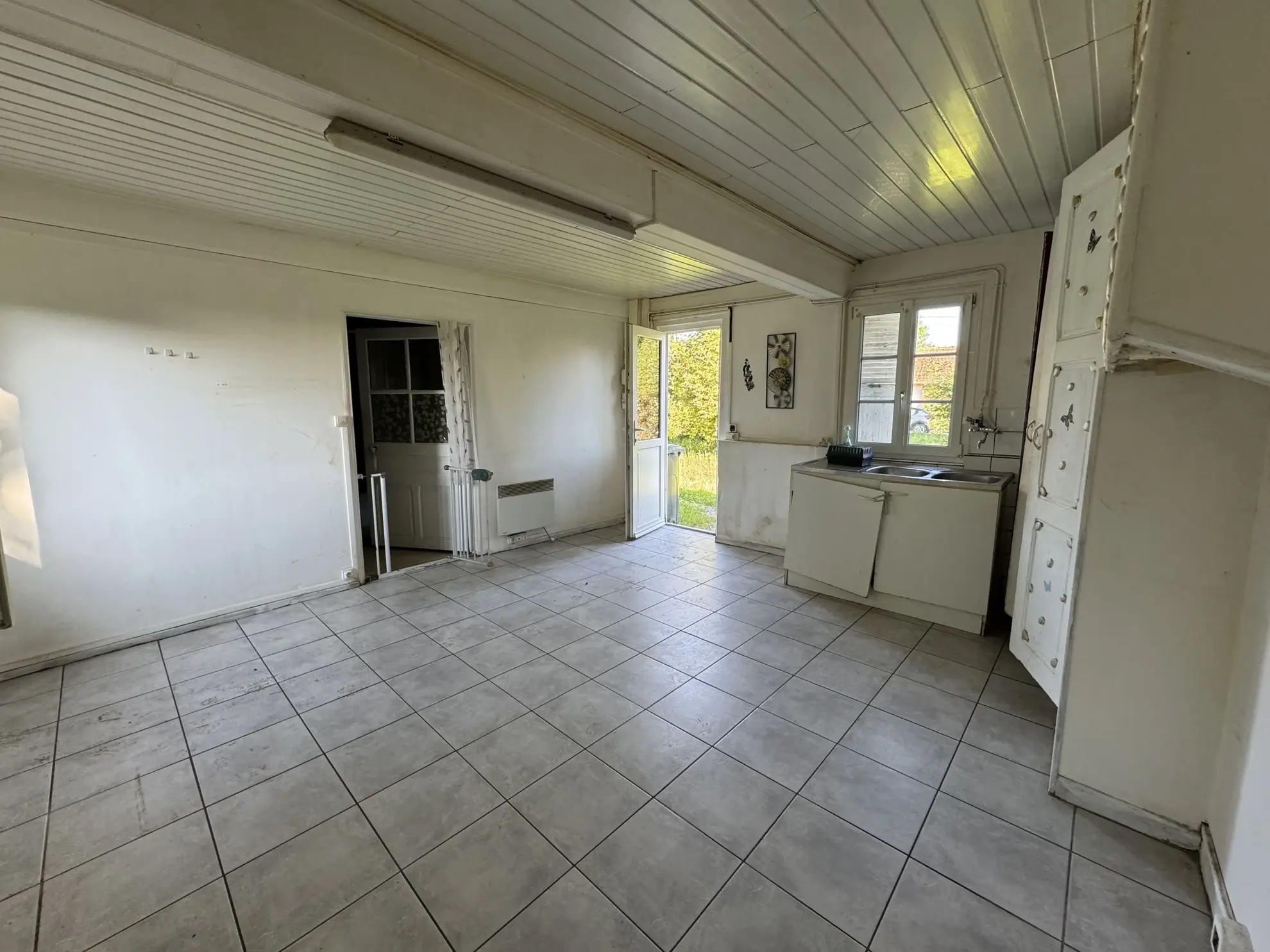 Maison de village à rénover à Erches près de Roye - Projet à remettre au goût du jour 