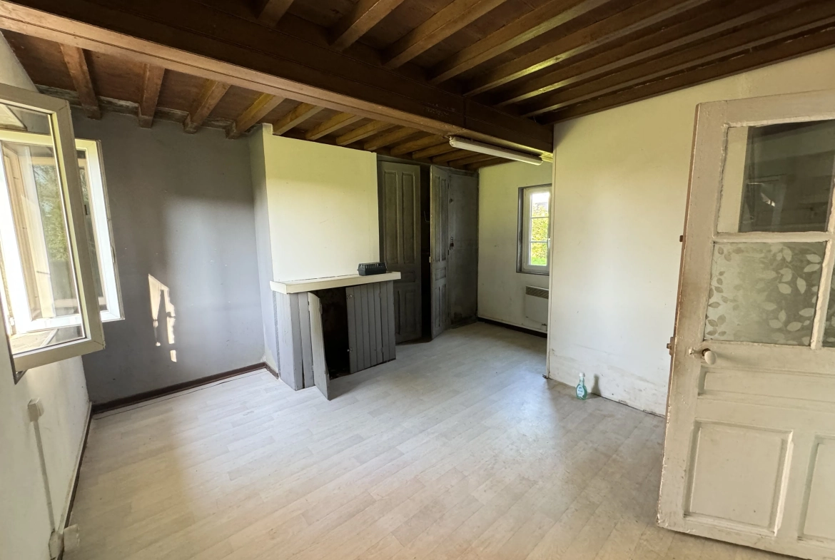 Maison de village à rénover à Erches près de Roye - Projet à remettre au goût du jour 