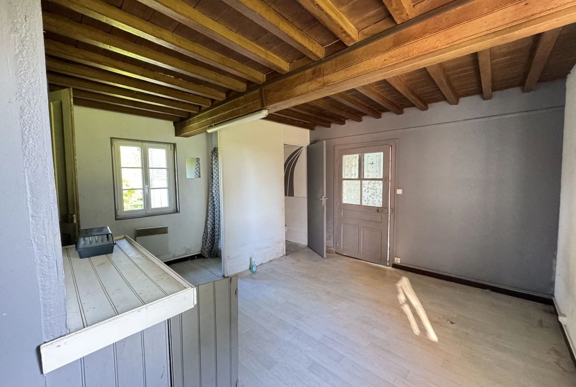 Maison de village à rénover à Erches près de Roye - Projet à remettre au goût du jour 