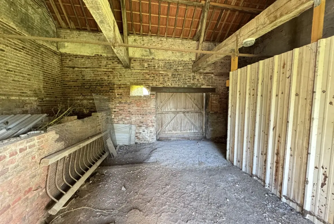 Maison de village à rénover à Erches près de Roye - Projet à remettre au goût du jour 