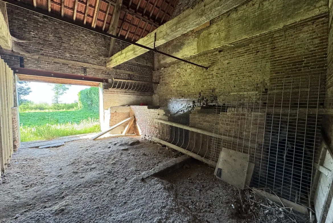 Maison de village à rénover à Erches près de Roye - Projet à remettre au goût du jour 