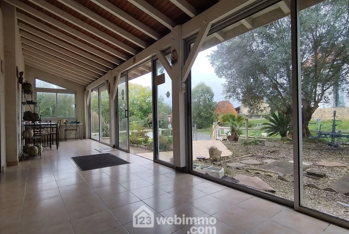 Ferme avec maison, commerce et hangars à Casteide-Candau - Investissement potentiel 