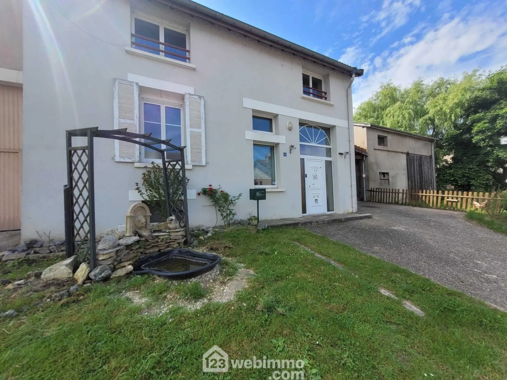 Magnifique maison familiale de 133m² avec jardin et garage à Gercourt-et-Drillancourt