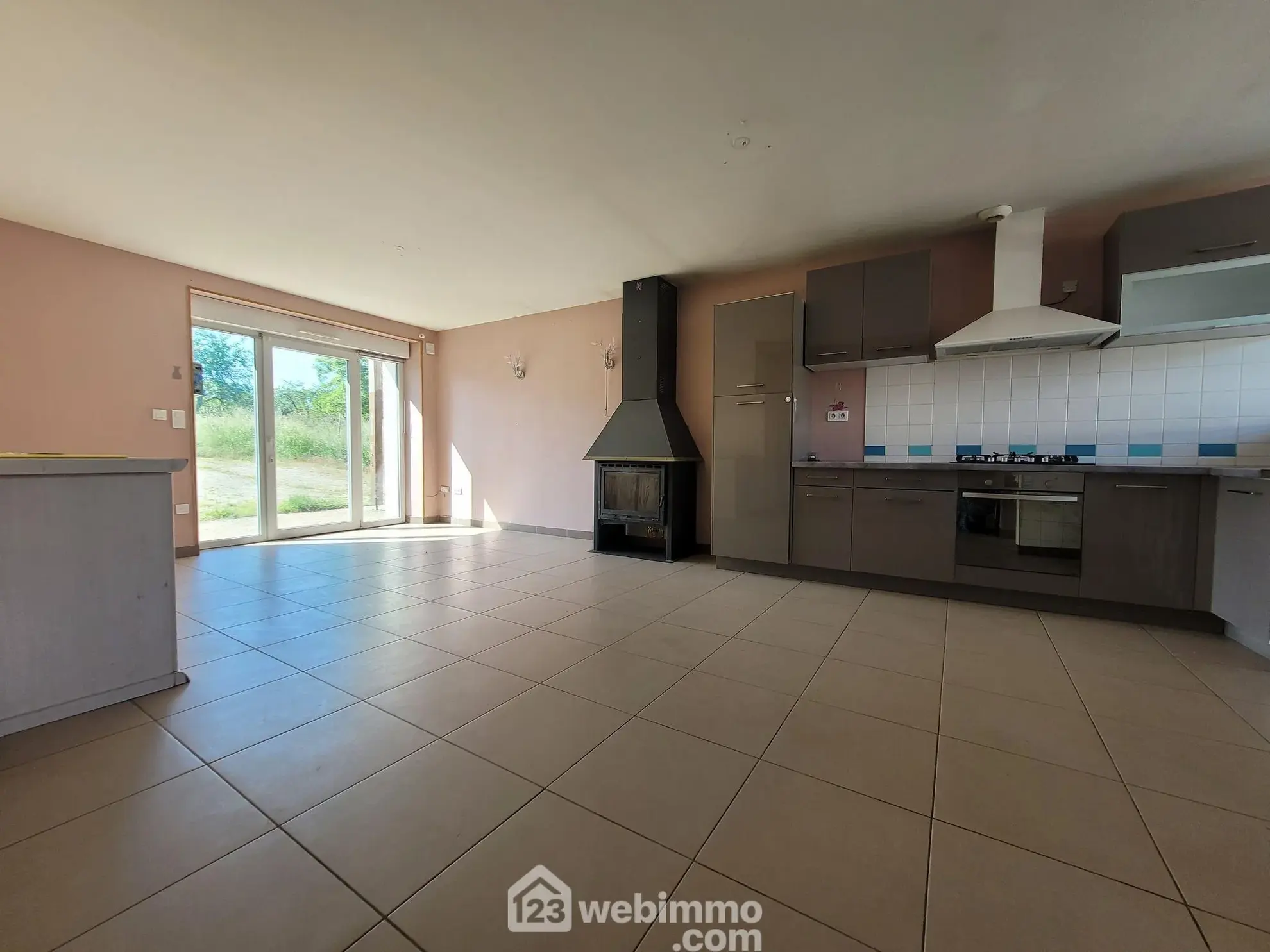 Magnifique maison familiale de 133m² avec jardin et garage à Gercourt-et-Drillancourt 
