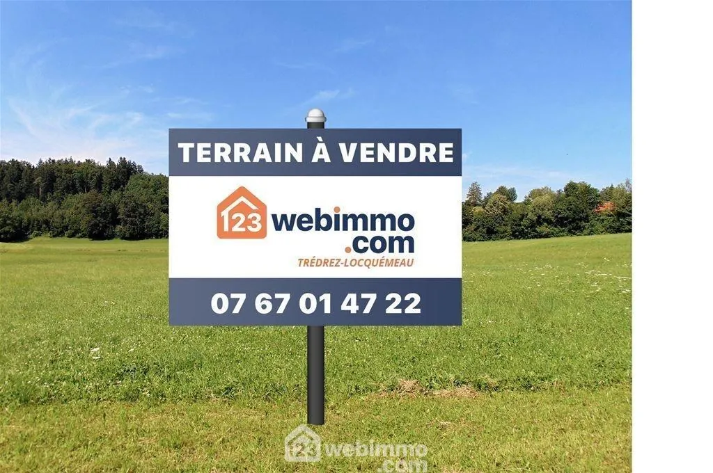Terrain constructible de 3572 m² à Tredrez-Locquemeau, proximité mer 