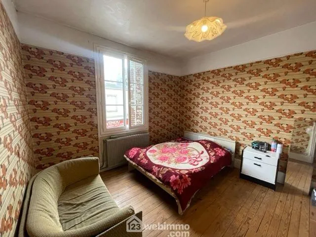 Maison de ville rénovée de 90m² avec jardin à Noyon 