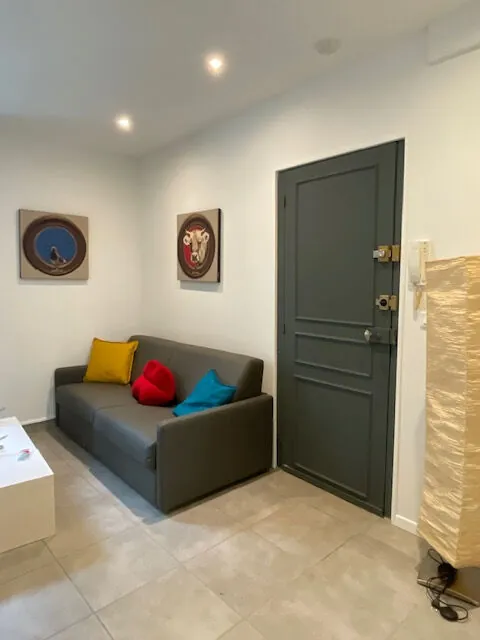 Studio rénové meublé à Pau Foirail - Investissement ou première acquisition 