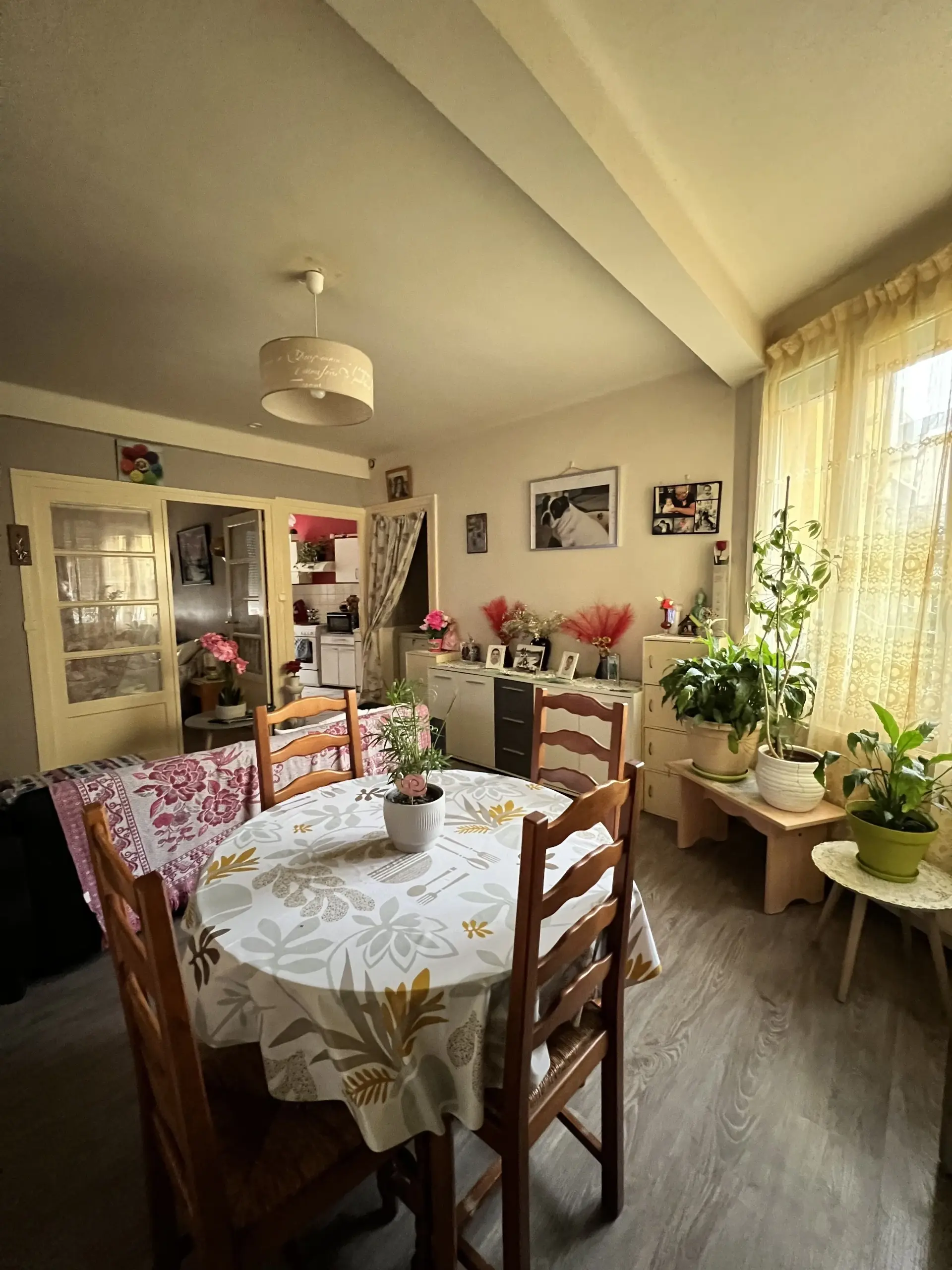 Appartement 2 pièces à vendre en centre-ville de Digoin avec chauffage au gaz 