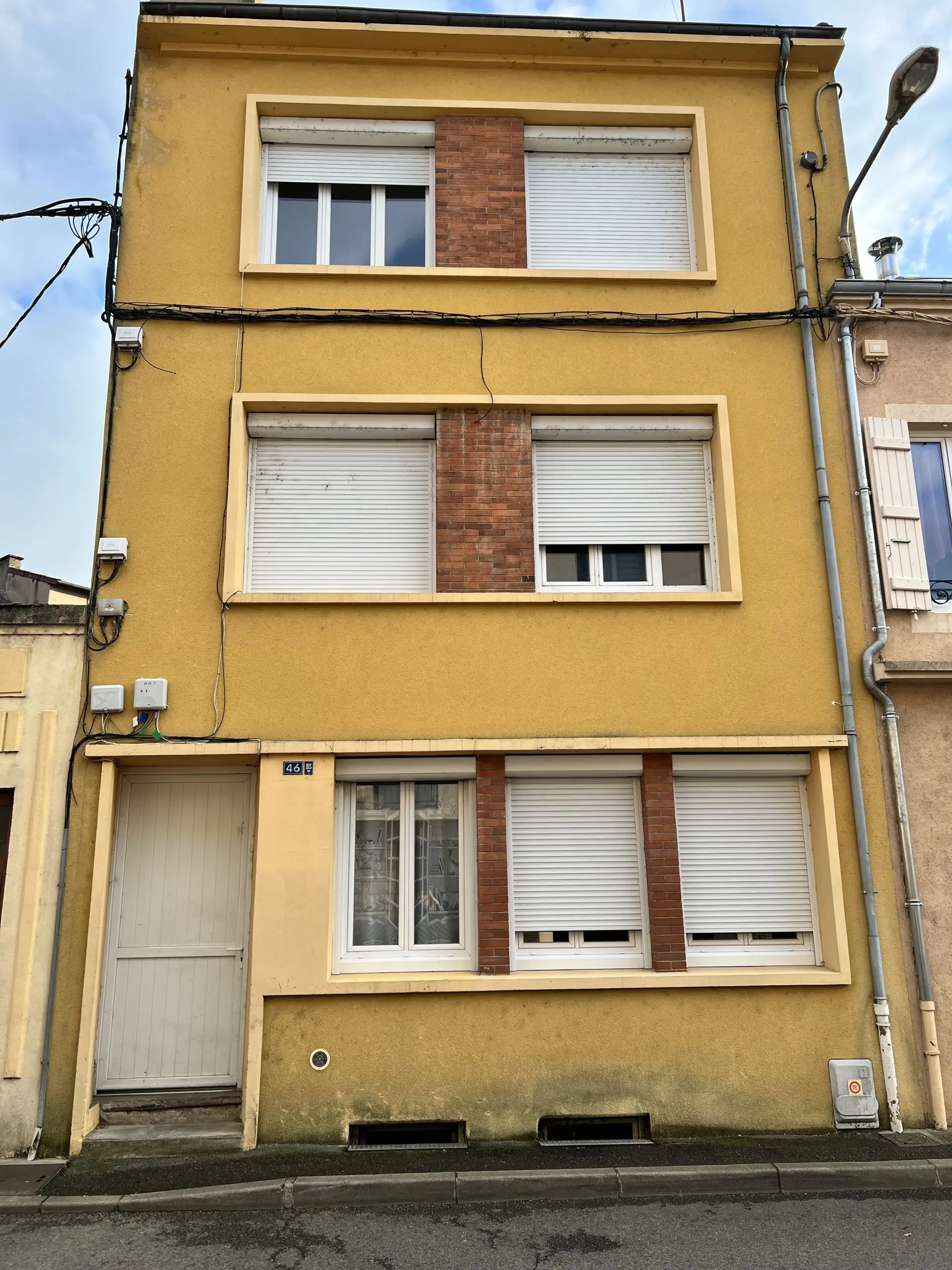 Appartement 2 pièces à vendre en centre-ville de Digoin avec chauffage au gaz 