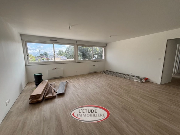 Appartement T3 rénové avec parking au cœur de Sautron - Disponibilité 2025