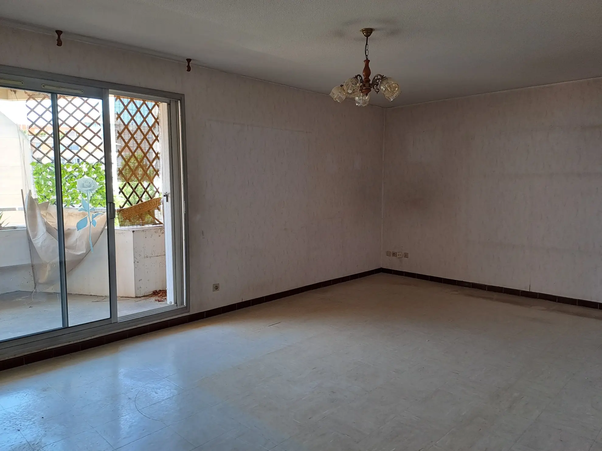 Appartement T4 de 82 m² à vendre dans le quartier du Rouet à Marseille 