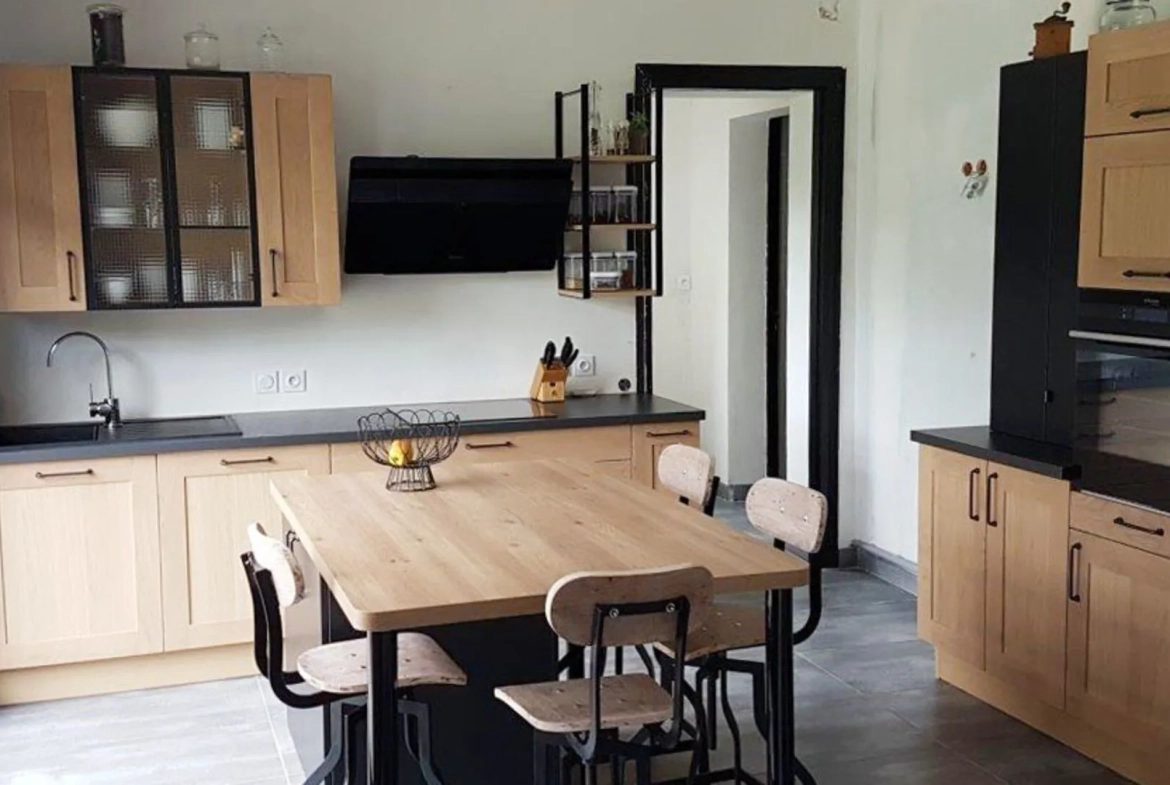 Maison neuve de 99m² à Noyers-Saint-Martin avec 3 chambres et économie d'énergie 