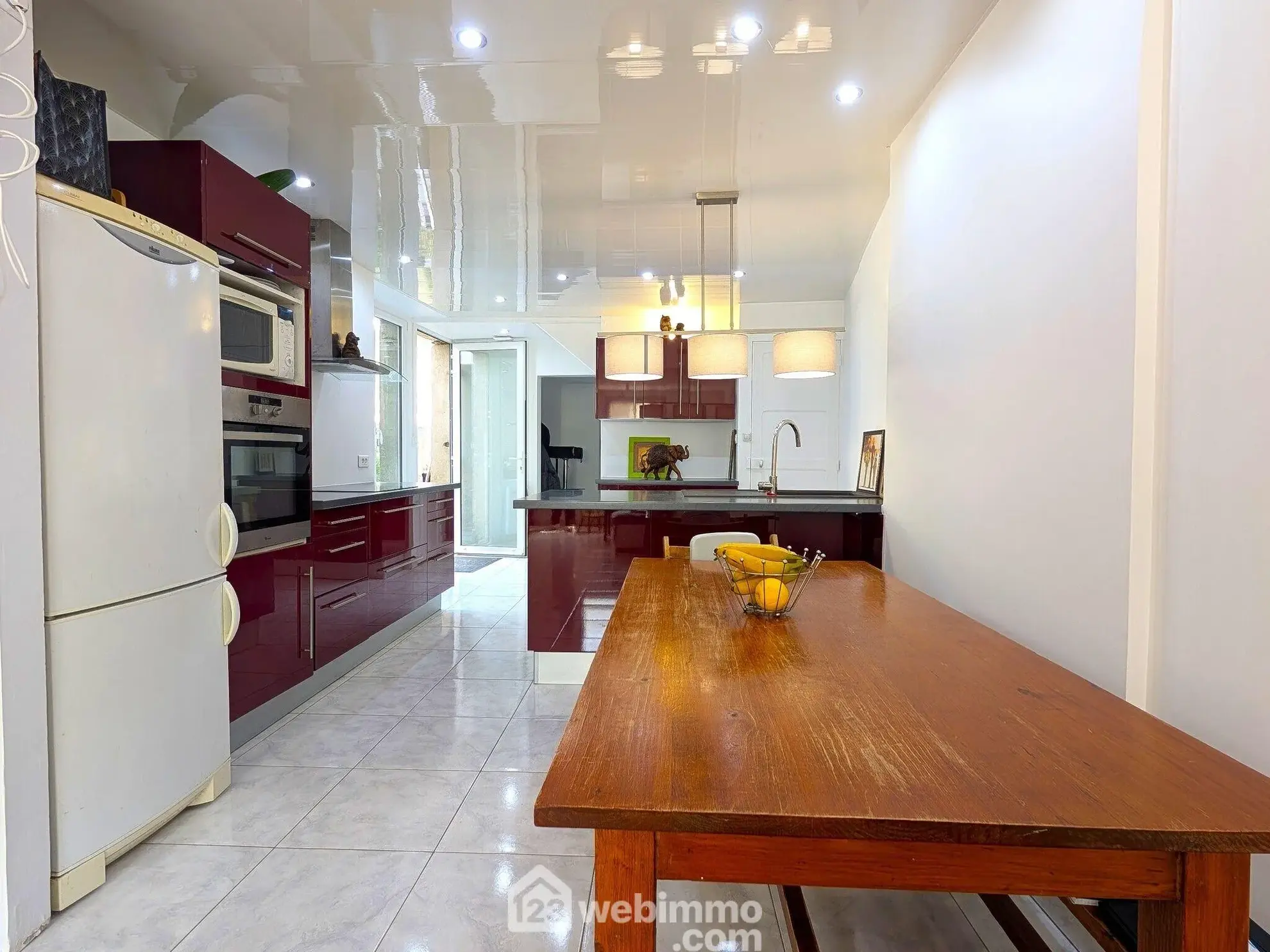 Maison de ville de 94 m² à Rochefort-sur-Loire, idéal pour famille ou investissement 