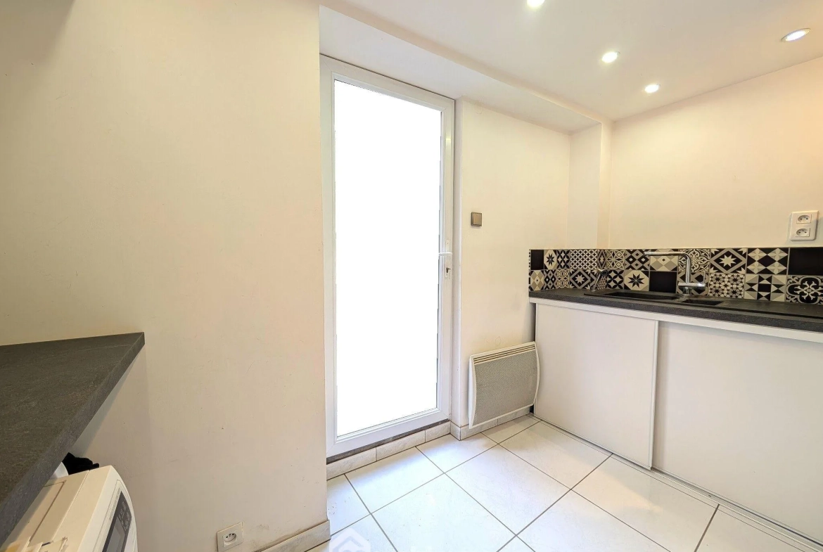 Maison de ville de 94 m² à Rochefort-sur-Loire, idéal pour famille ou investissement 