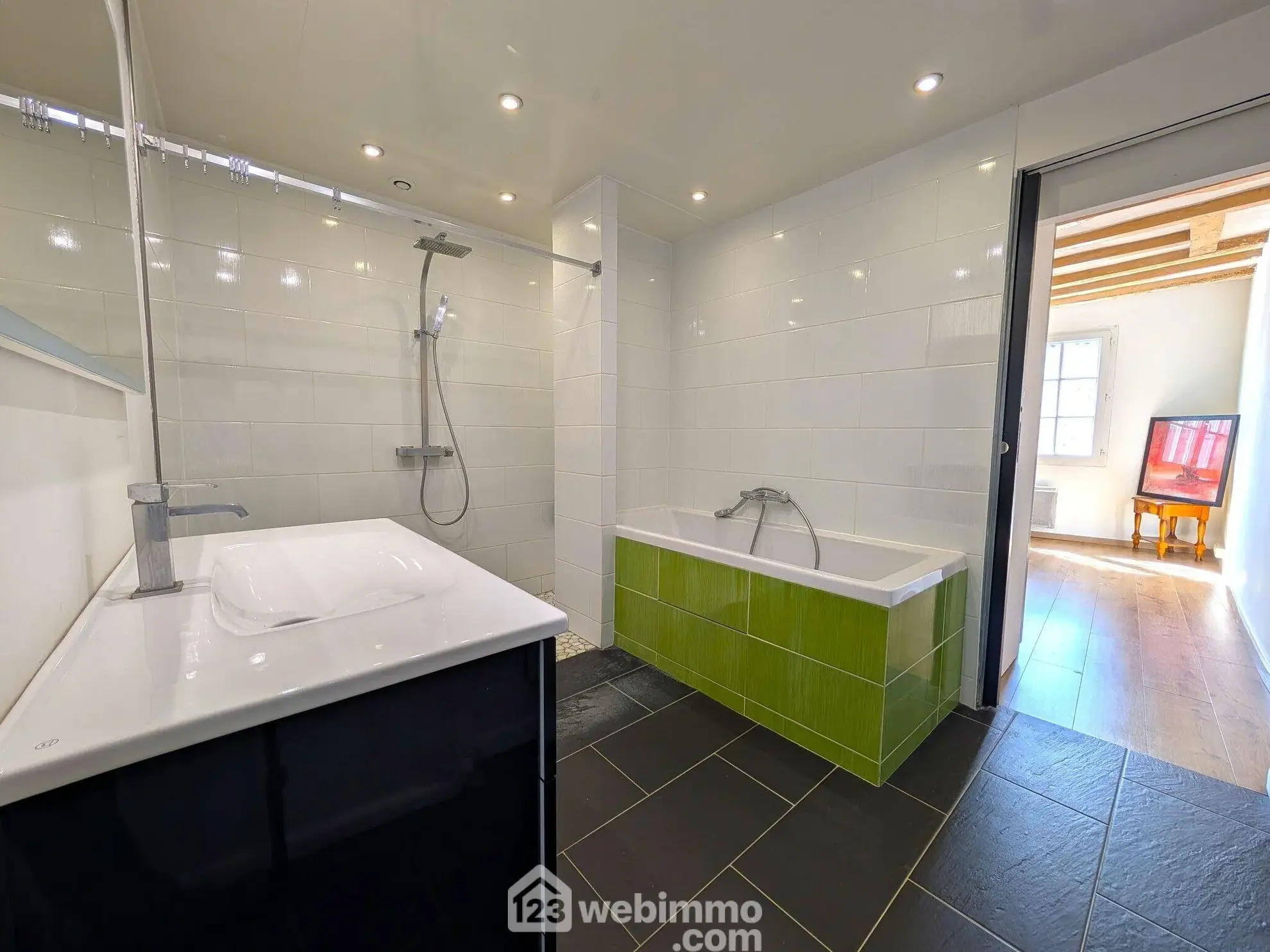 Maison de ville de 94 m² à Rochefort-sur-Loire, idéal pour famille ou investissement 