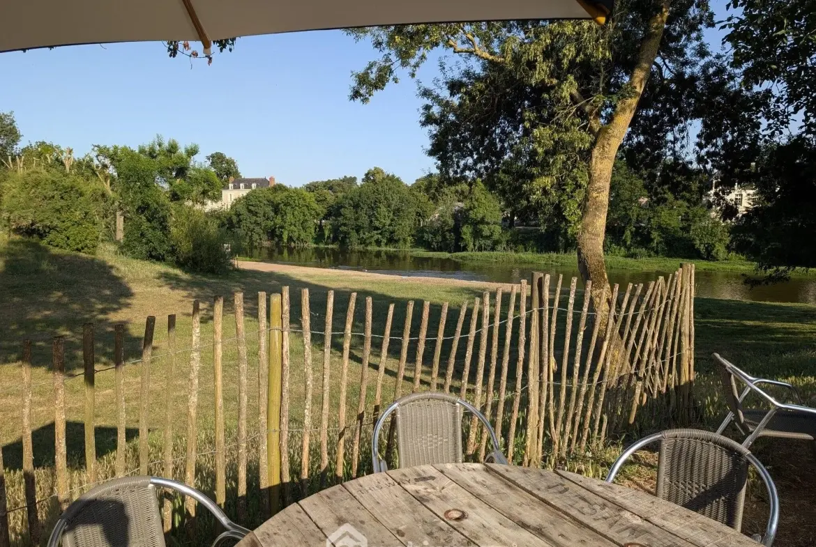 Maison de ville de 94 m² à Rochefort-sur-Loire, idéal pour famille ou investissement 