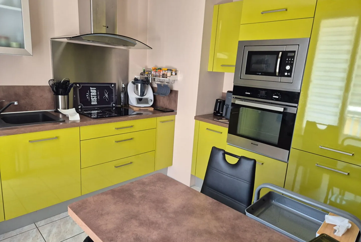 Appartement 4 pièces lumineux de 79 m² avec garage et cave à Gap 