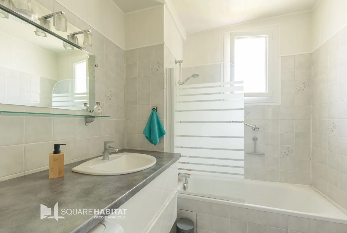Appartement 4 pièces lumineux de 79 m² avec garage et cave à Gap 