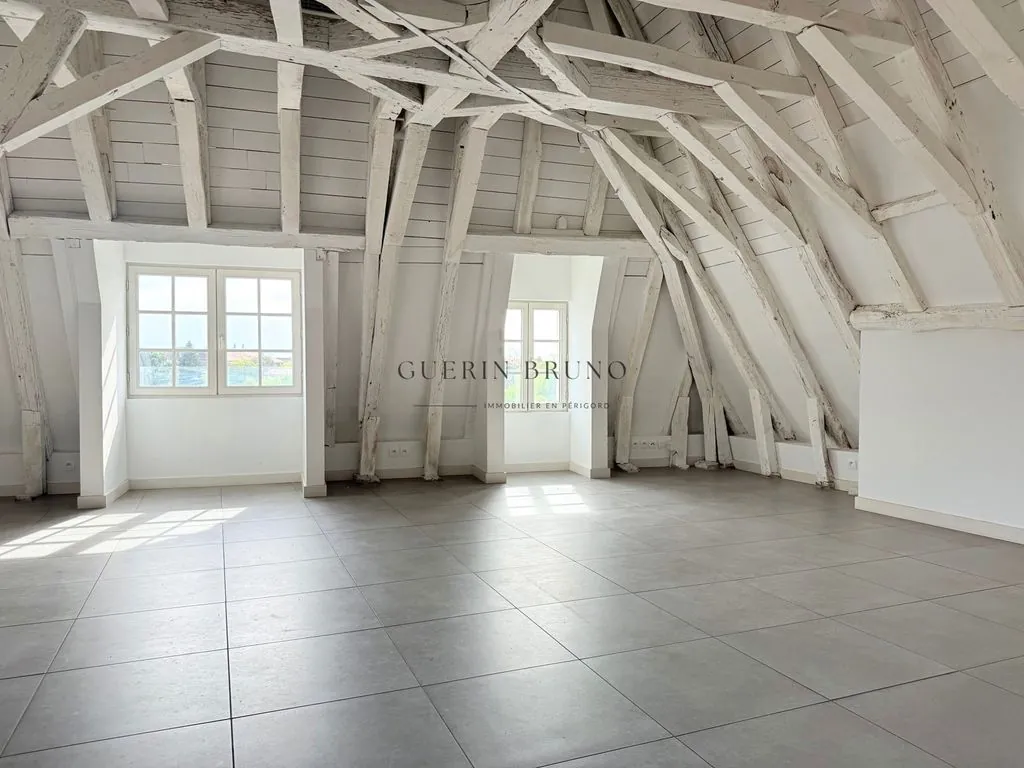 Loft de charme avec vue panoramique sur la Dordogne à Bergerac 