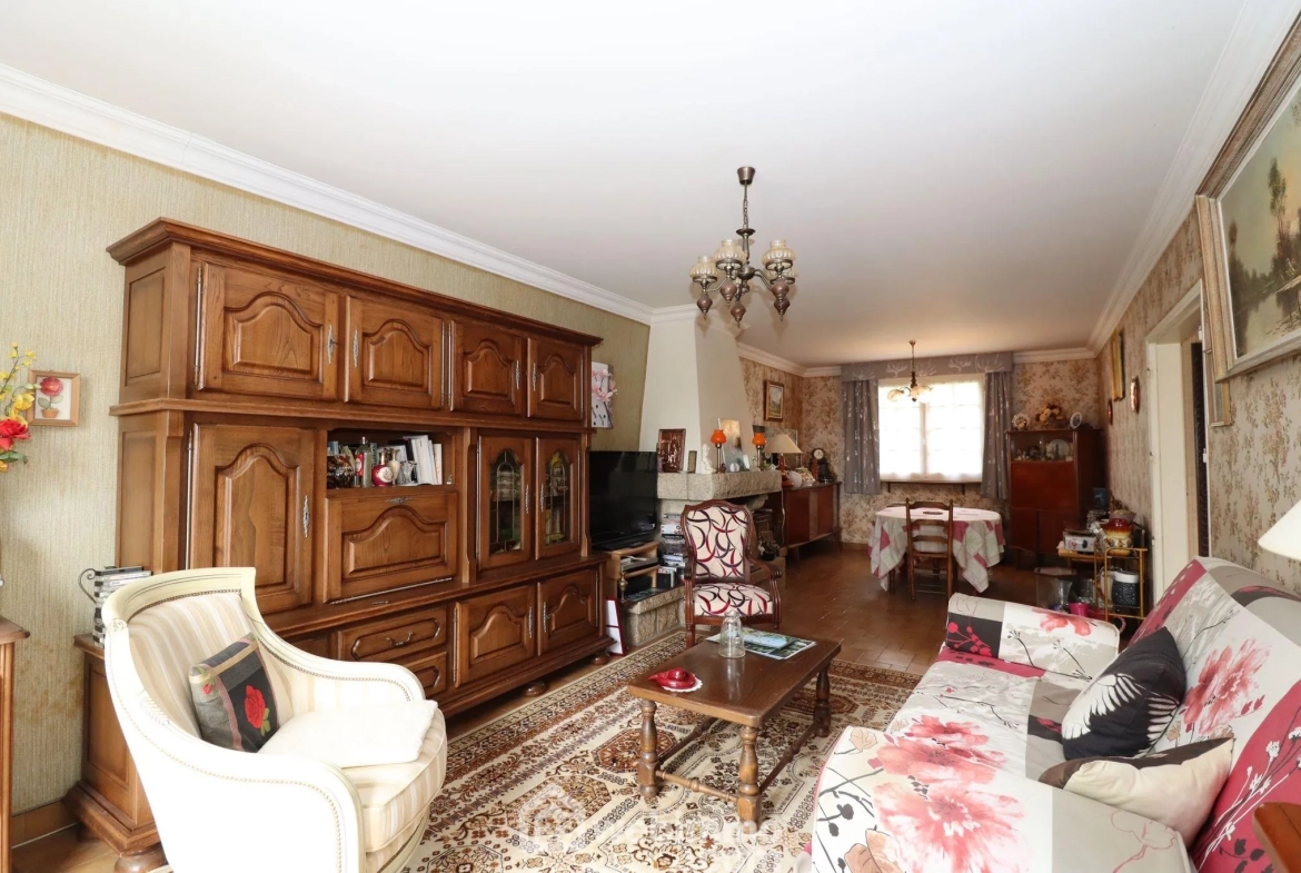 Maison à vendre de 128 m² à Lannion proche gare et centre-ville 