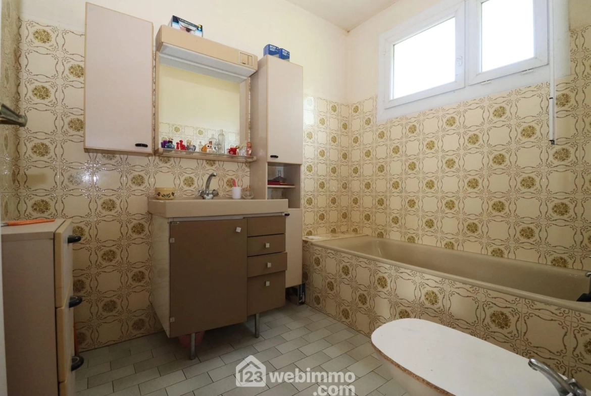 Maison à vendre de 128 m² à Lannion proche gare et centre-ville 