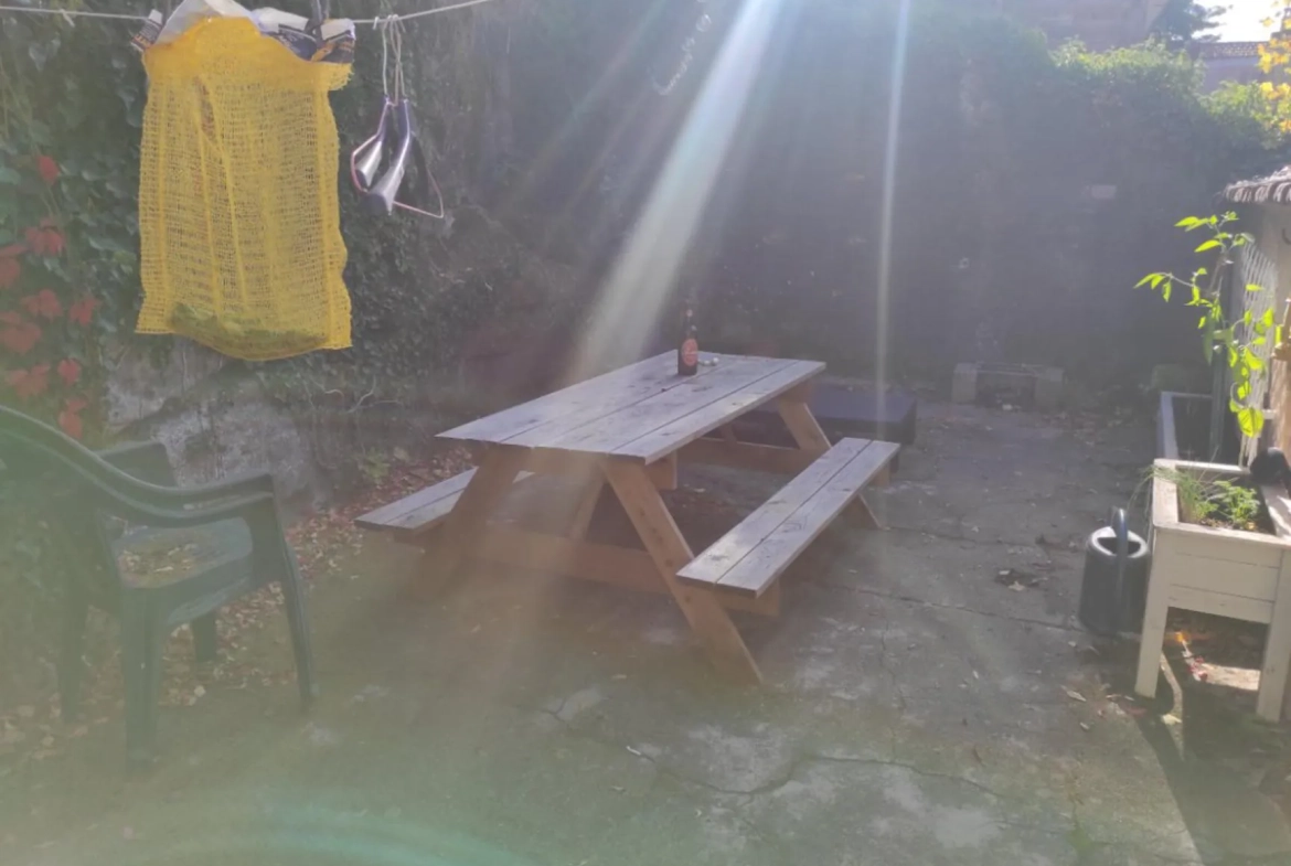 Appartement T3 de 65 m² à Épinal avec terrasse – Dernier étage 