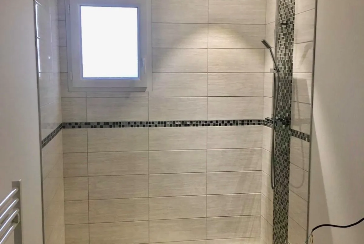 Maison neuve à Bornambusc de 109 m² avec 4 chambres et terrain de 662 m² 