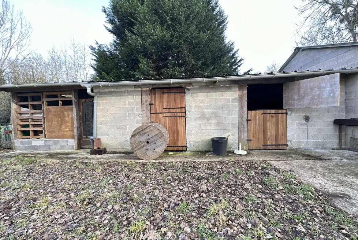 Terrain de loisir de 7000 m² avec étang à Presles-et-Thierny 