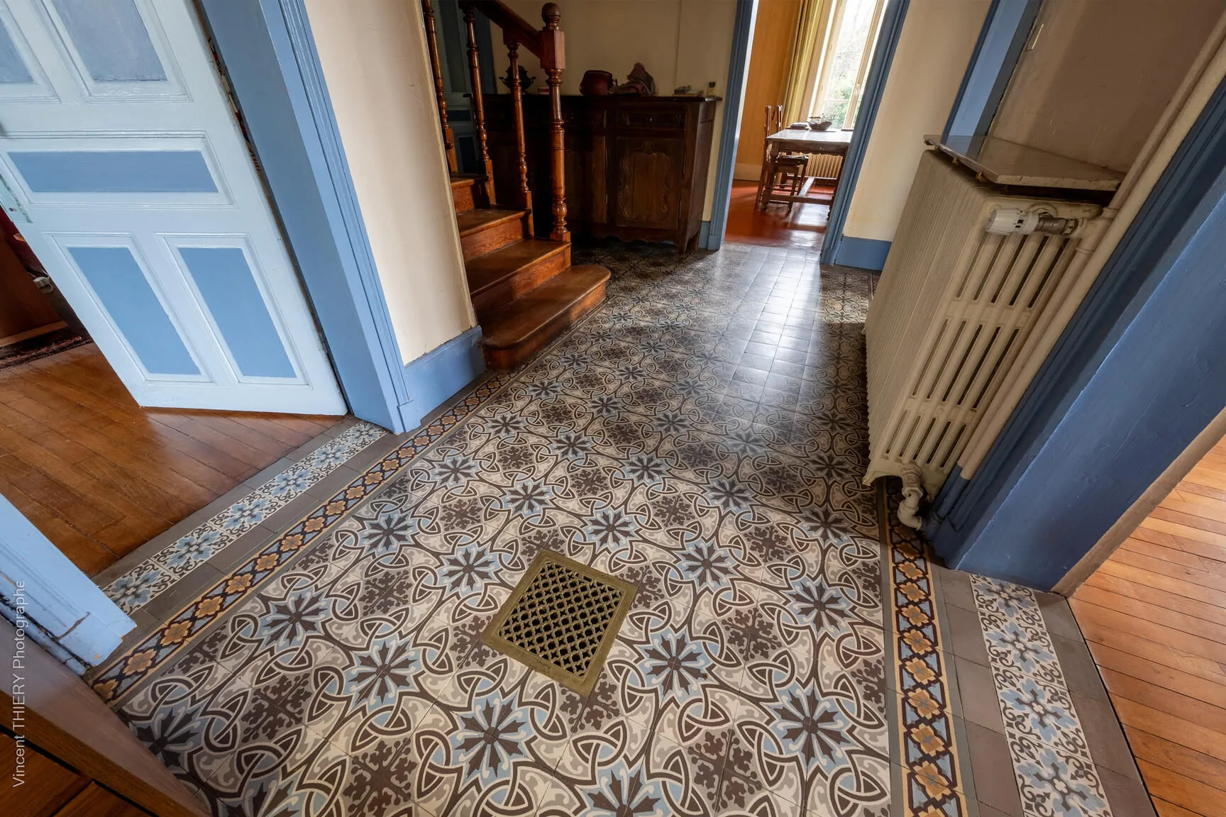 Maison bourgeoise à Bruyères avec grand terrain et dépendances – À visiter rapidement 
