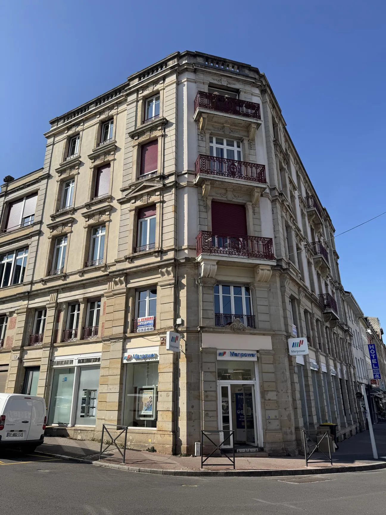 Appartement lumineux de 138 m² à Épinal, centre-ville avec vue sur la Moselle 