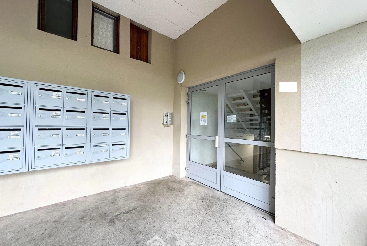 Appartement T5 à vendre à Laon - 85 m² avec balcon et cave 