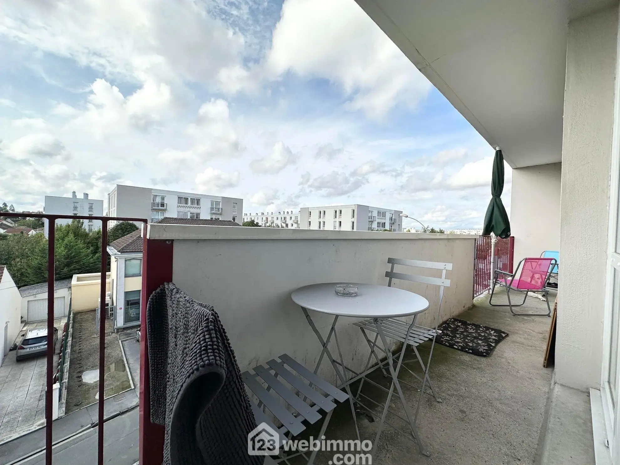 Appartement T5 à vendre à Laon - 85 m² avec balcon et cave 