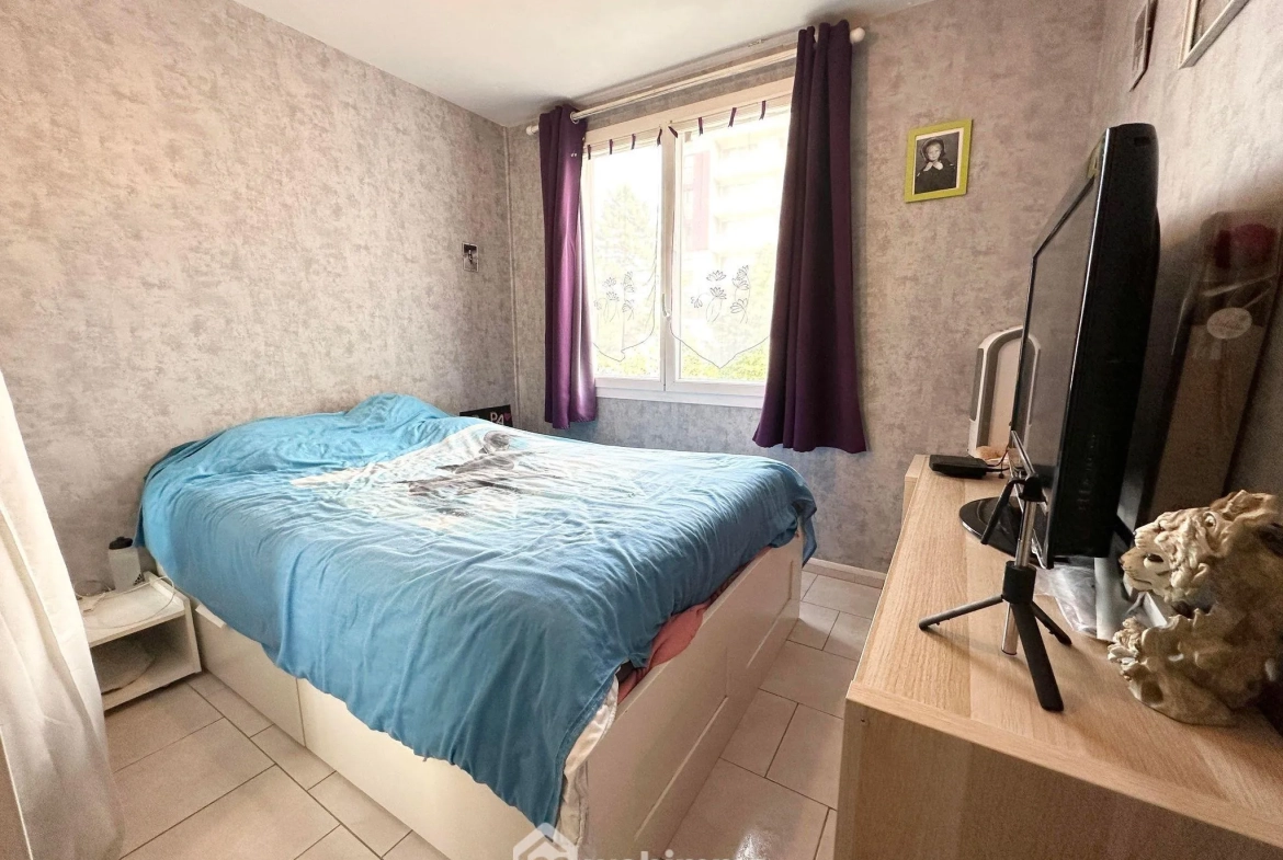 Appartement T5 à vendre à Laon - 85 m² avec balcon et cave 