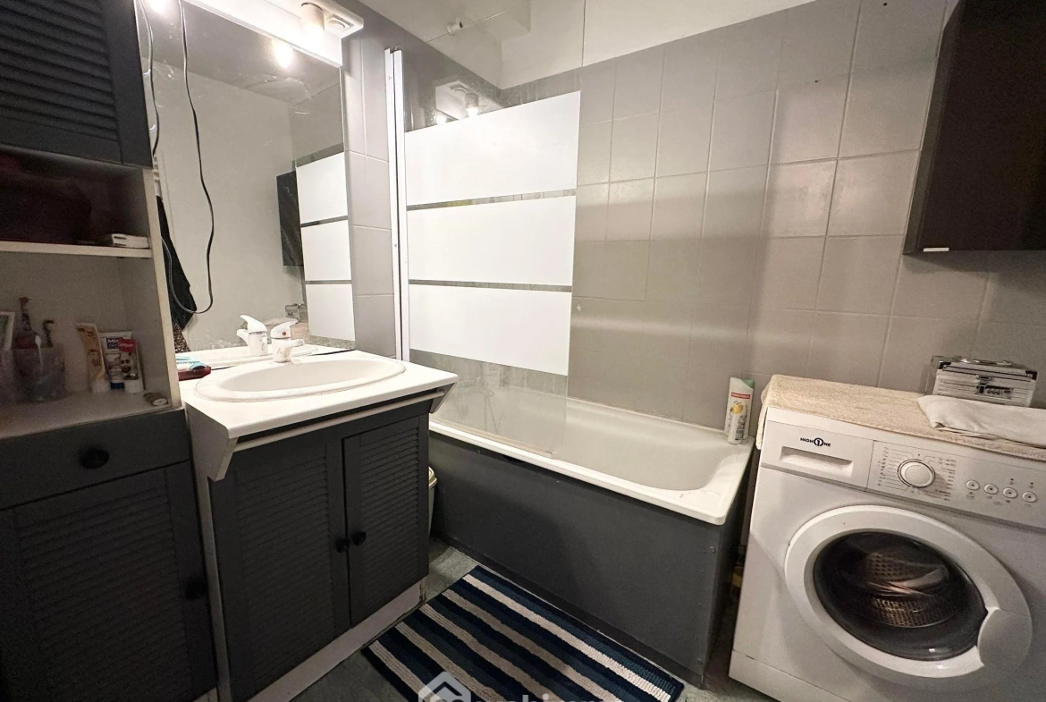 Appartement T5 à vendre à Laon - 85 m² avec balcon et cave 