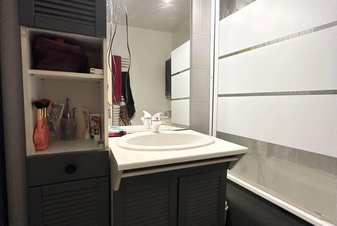 Appartement T5 à vendre à Laon - 85 m² avec balcon et cave 