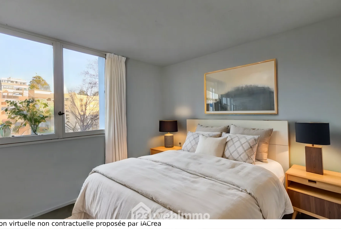 Appartement T3 de 60 m² à Pau avec balcon et possibilité de rénovation 