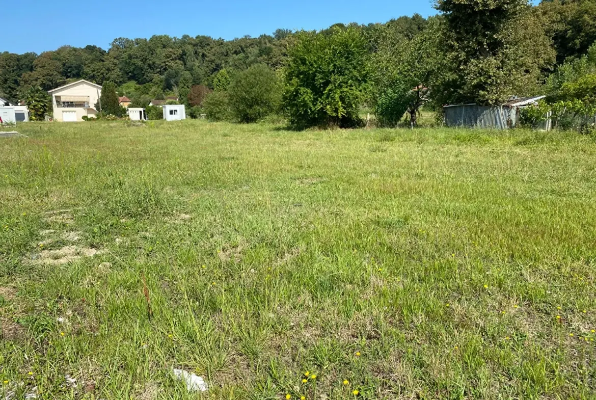 Terrain à bâtir à Aressy près de Pau - Lot de 445 à 518 m² viabilisé 