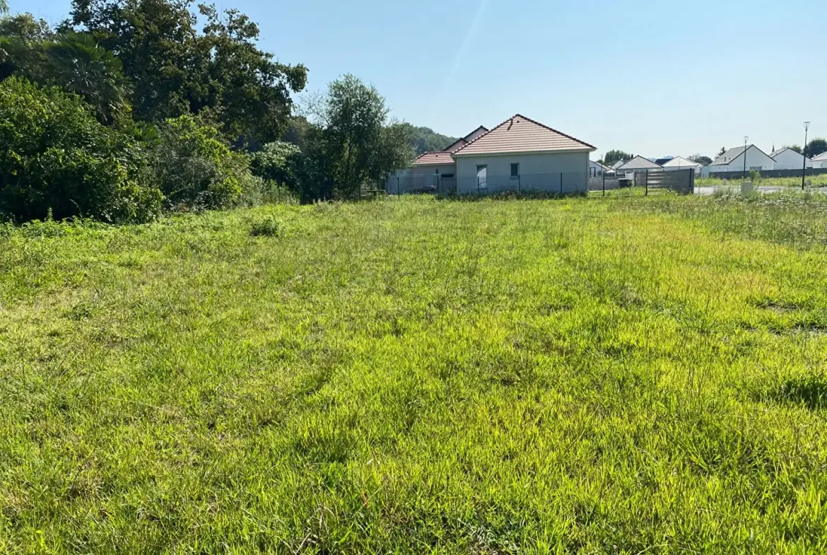 Terrain à bâtir à Aressy près de Pau - Lot de 445 à 518 m² viabilisé 