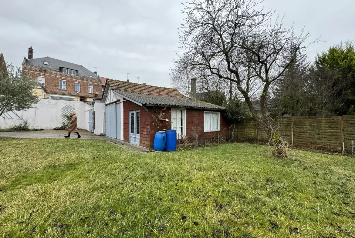 Terrain à bâtir en centre-ville de Moreuil de 440 m² à vendre 