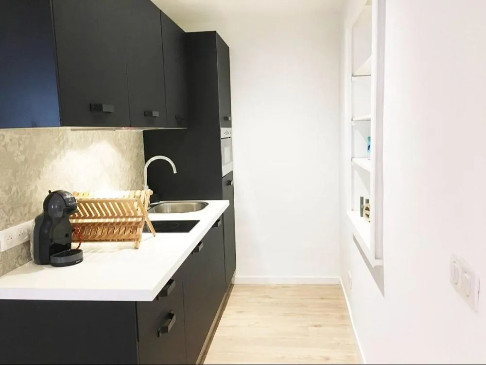 Appartement 2 chambres avec cuisine ouverte à Nice, calme et faibles charges 