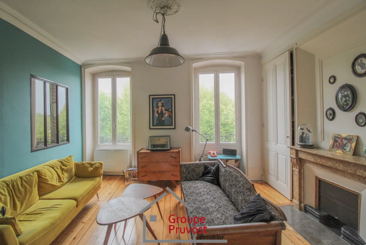 Superbe appartement duplex de 90m² en centre-ville de Villefranche-sur-Saône 