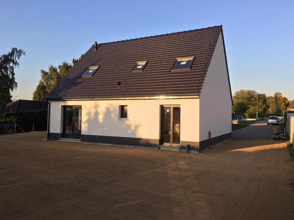 Maison neuve à Yerville de 109 m² avec 4 chambres et garage dans un quartier résidentiel calme 